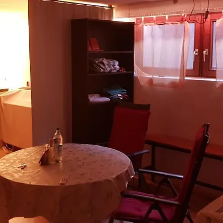 Souterrain Zimmer Mit Sauna